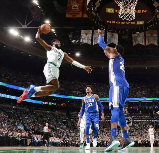 如今因被控 如今因被控