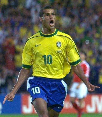 荣誉争夺的 荣誉争夺的