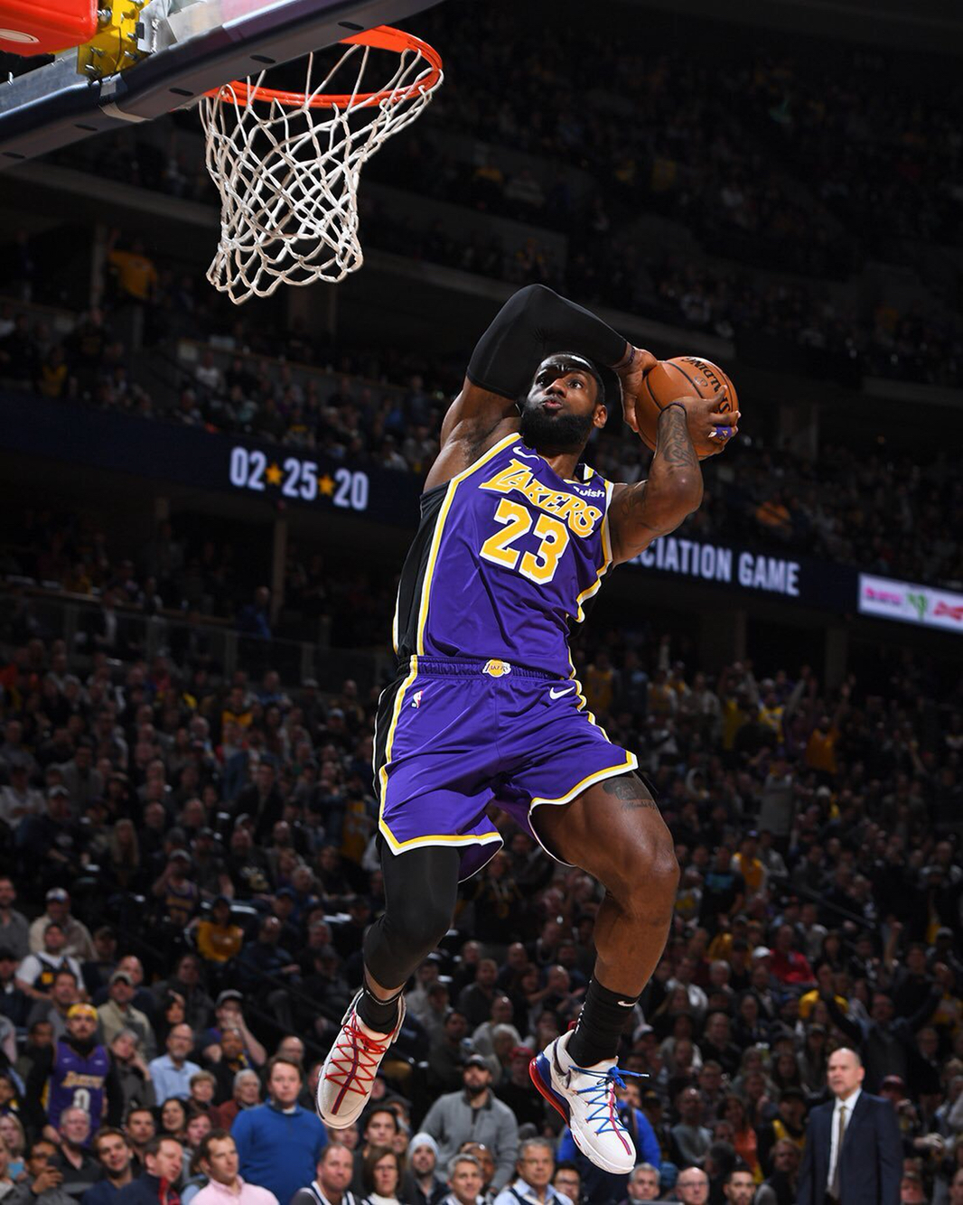 备受关注 备受关注