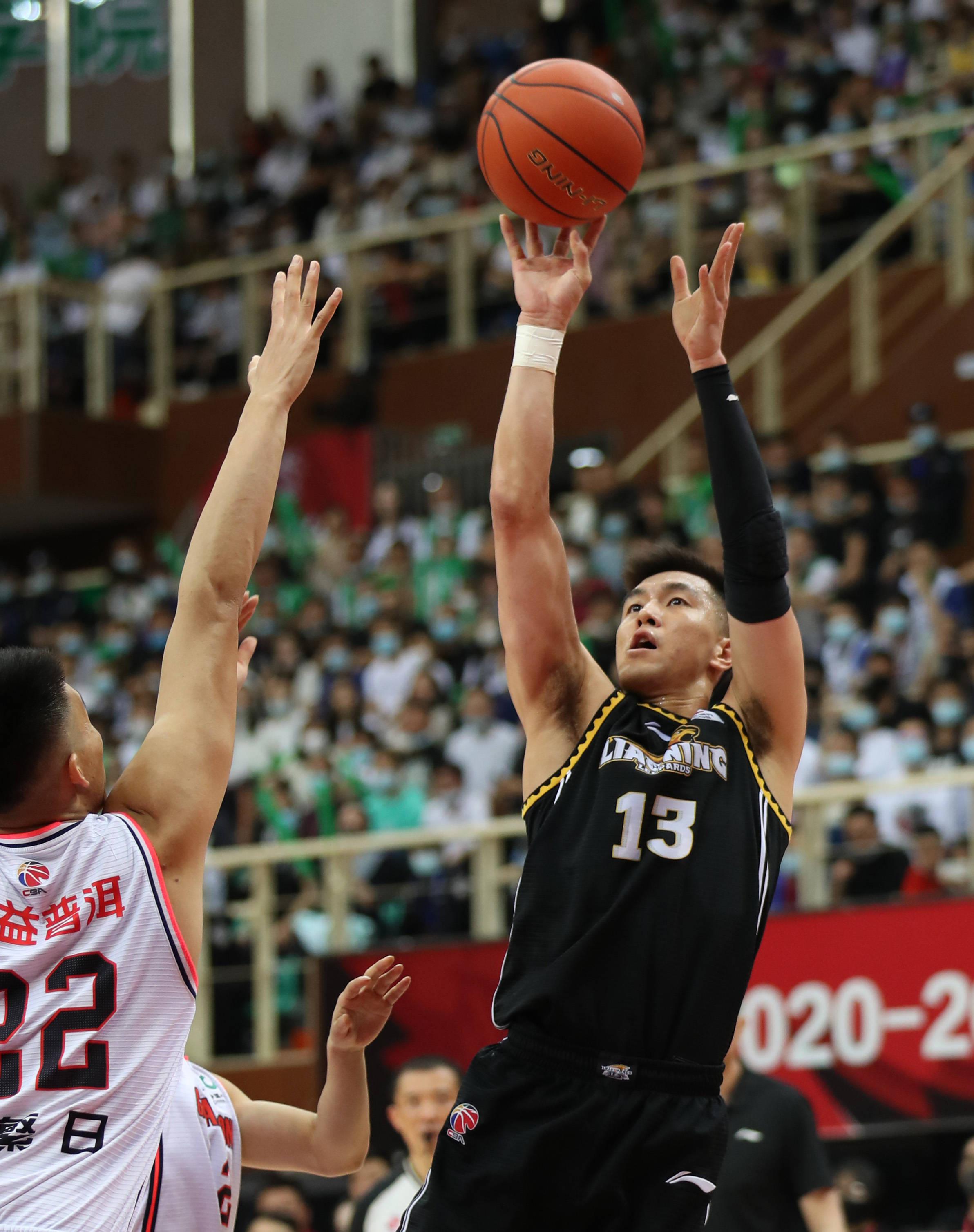 场接球后似 场接球后似