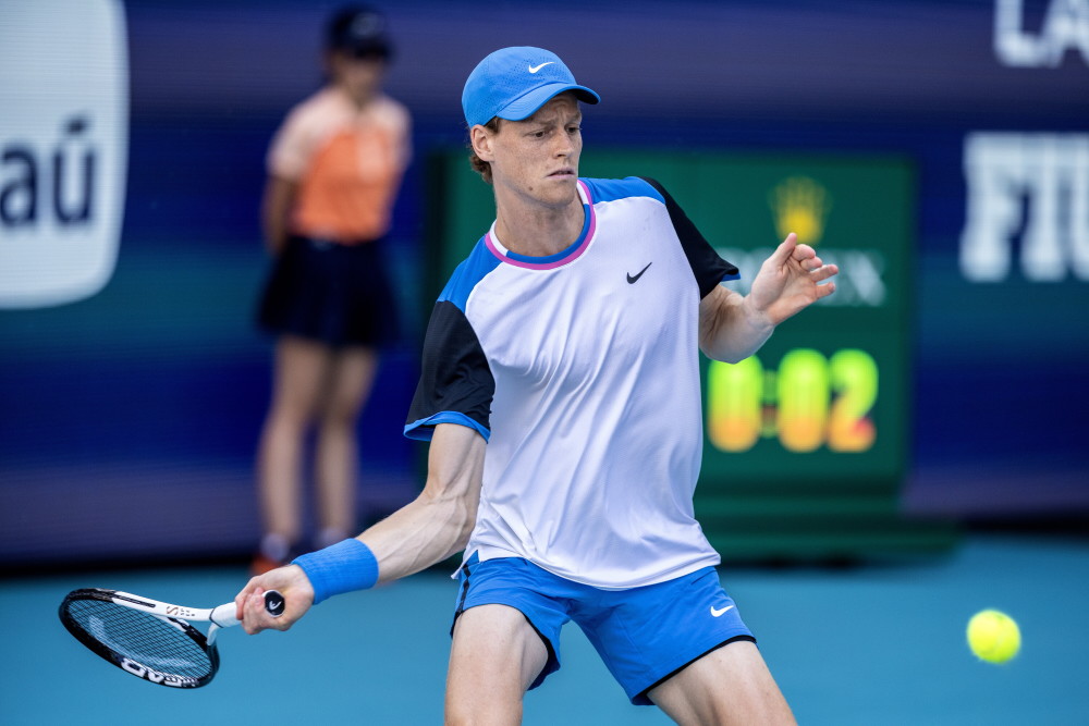 入四强的亚 入四强的亚